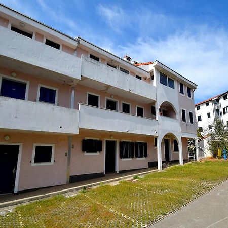 Apartment Oresic Malinska Zewnętrze zdjęcie