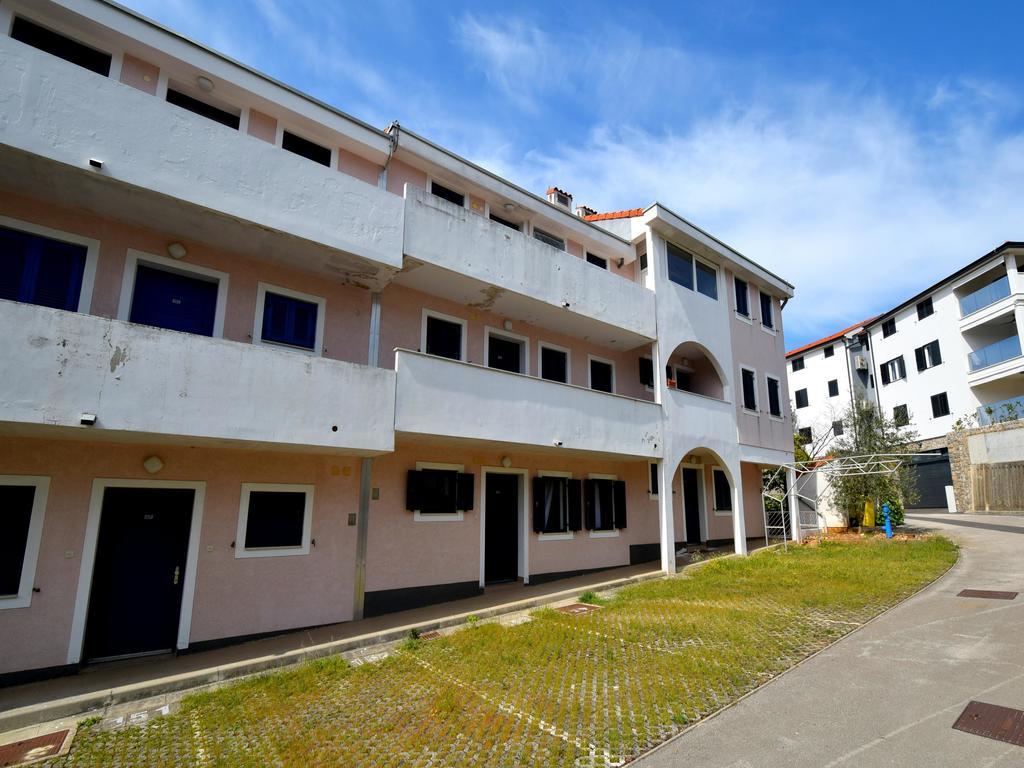 Apartment Oresic Malinska Zewnętrze zdjęcie
